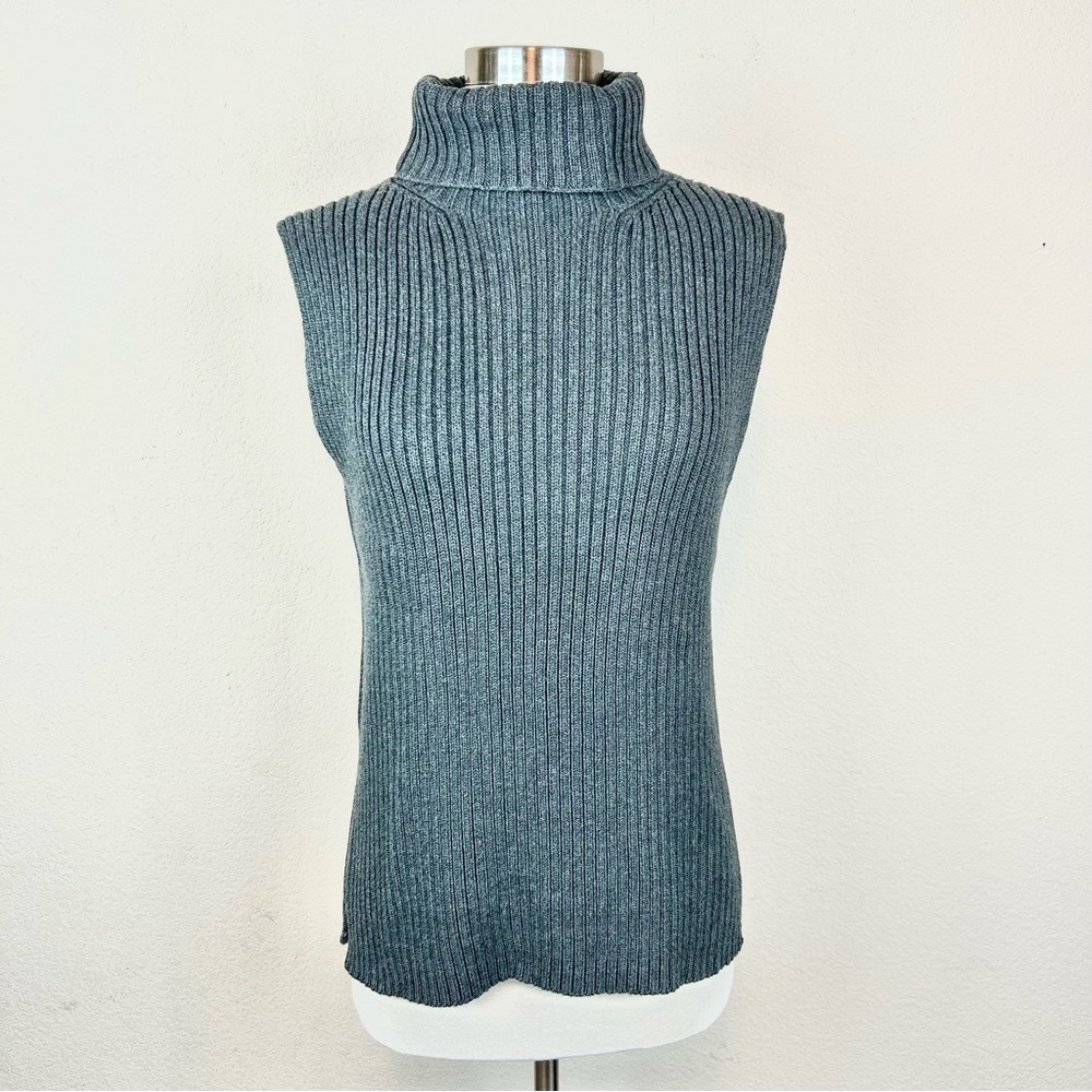 GAP Turtleneck Sleeveless Grey Knit Sweater